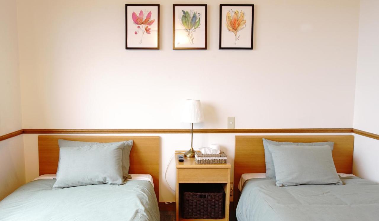 Refre Hotel Myoko Bagian luar foto