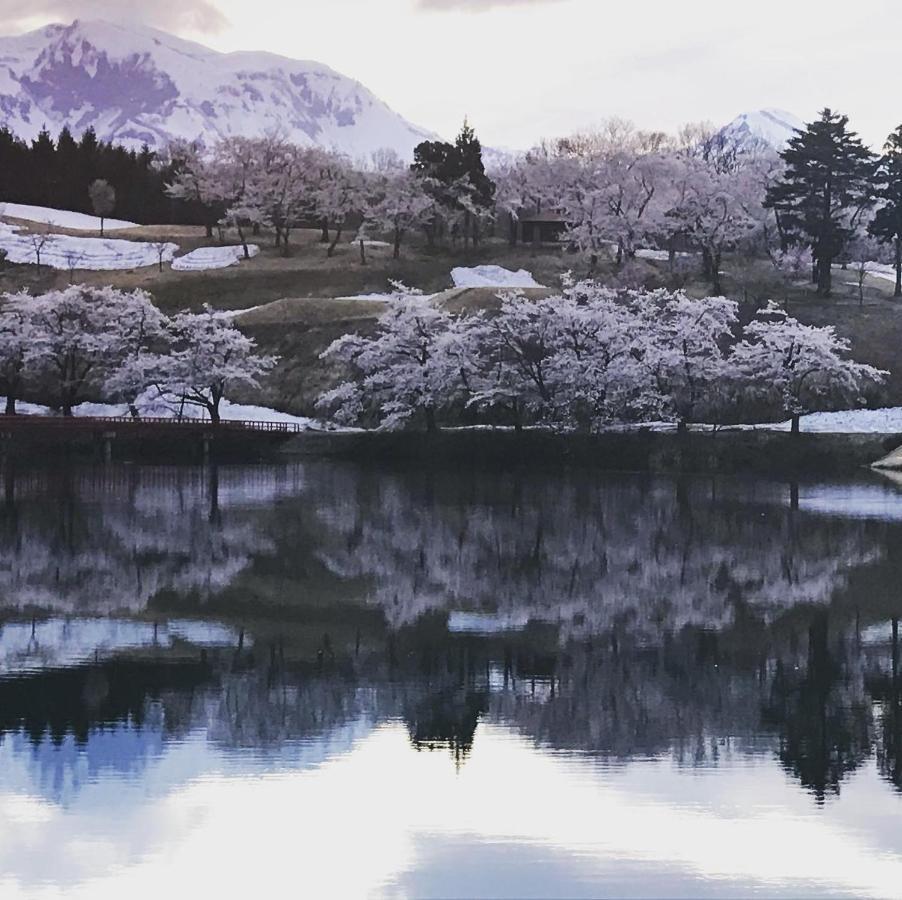 Refre Hotel Myoko Bagian luar foto